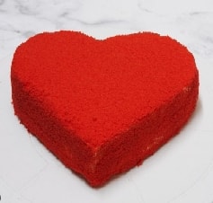 Kırmızı Kalp Görünümlü 6-9 Kişilik Özel Yapım Pasta